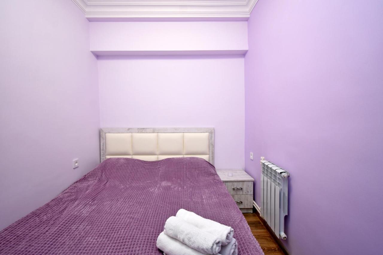 Positive Apartment In Center Of Yerevan City ภายนอก รูปภาพ